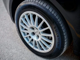 VW Touran 1.9TDI(101)* HIGHLINE* 6-СКОРОСТИ* НОВ ВНОС* , снимка 17