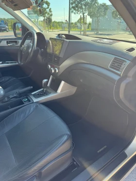 Subaru Forester XS "30 Years Comfort" - Бензин/Газ CarPlay, снимка 6