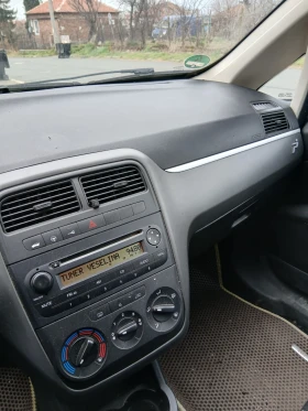 Fiat Punto Fiat punto 1.4 - 2500 € / 4889.57 лв. - 81783499 10