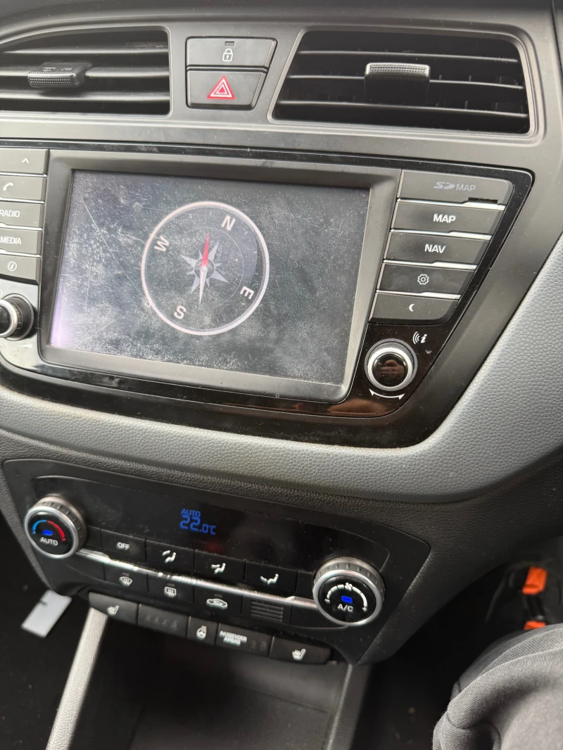 Hyundai I20 1.4crd 1.4 i, снимка 4 - Автомобили и джипове - 46893820