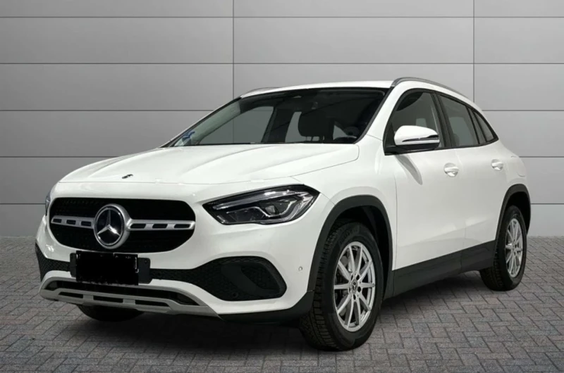 Mercedes-Benz GLA 180 GLA180 D, снимка 1 - Автомобили и джипове - 49130722