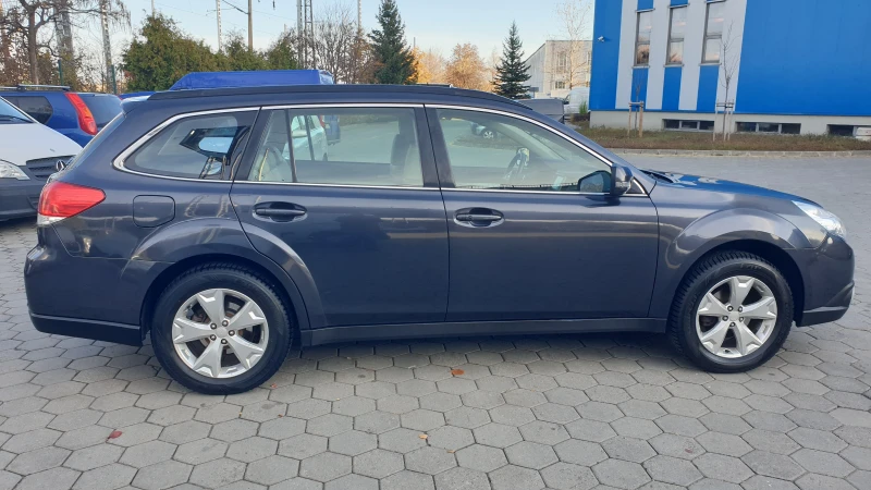 Subaru Outback, снимка 8 - Автомобили и джипове - 48014499