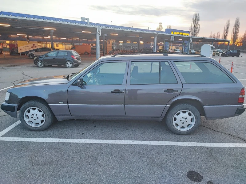 Mercedes-Benz 124 124, снимка 2 - Автомобили и джипове - 48544391