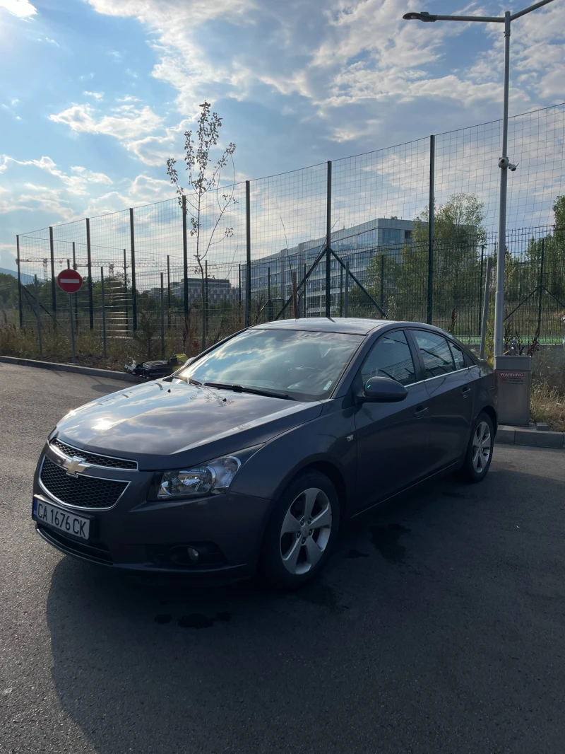 Chevrolet Cruze, снимка 3 - Автомобили и джипове - 52409506