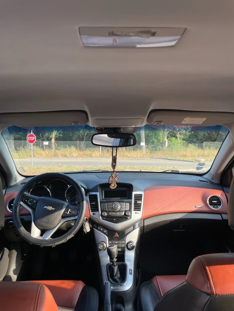 Chevrolet Cruze, снимка 7 - Автомобили и джипове - 52409506