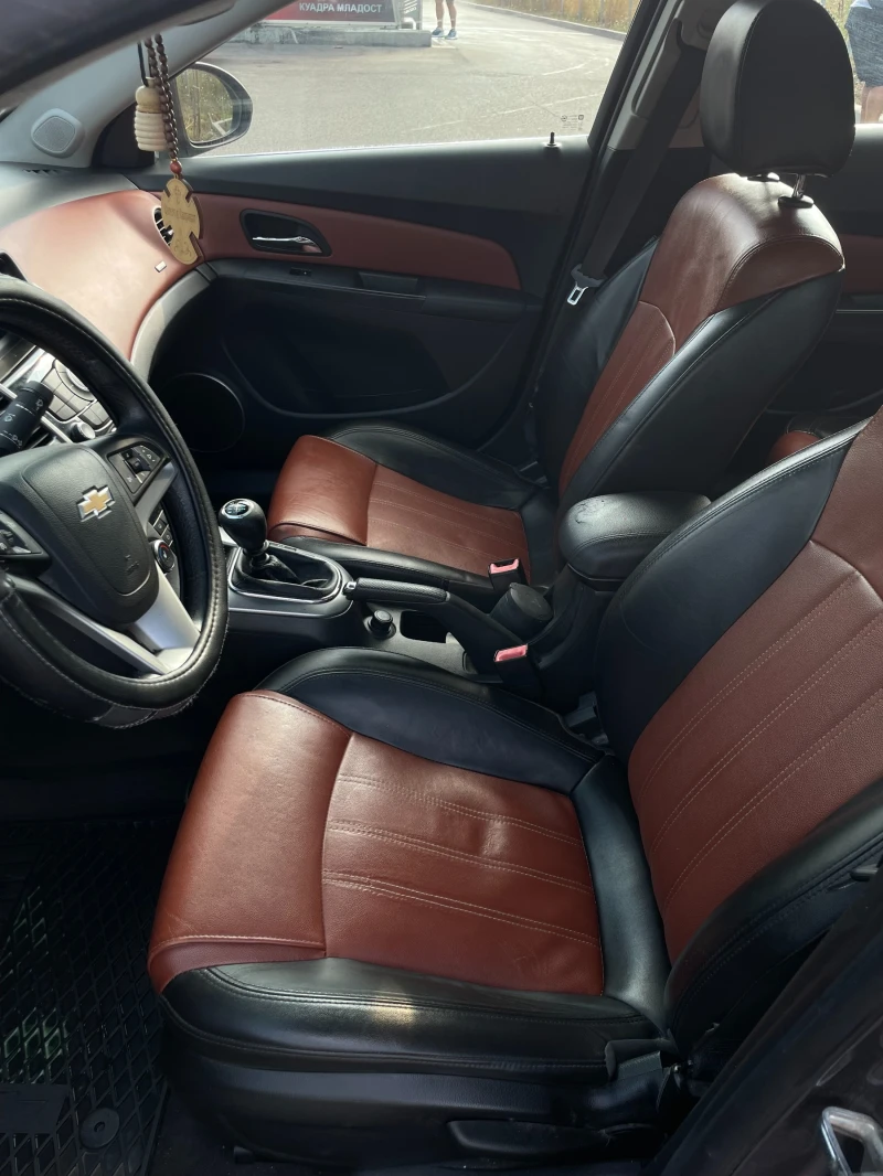 Chevrolet Cruze, снимка 6 - Автомобили и джипове - 52409506