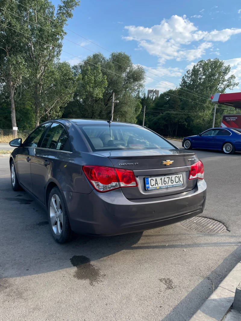 Chevrolet Cruze, снимка 5 - Автомобили и джипове - 52409506