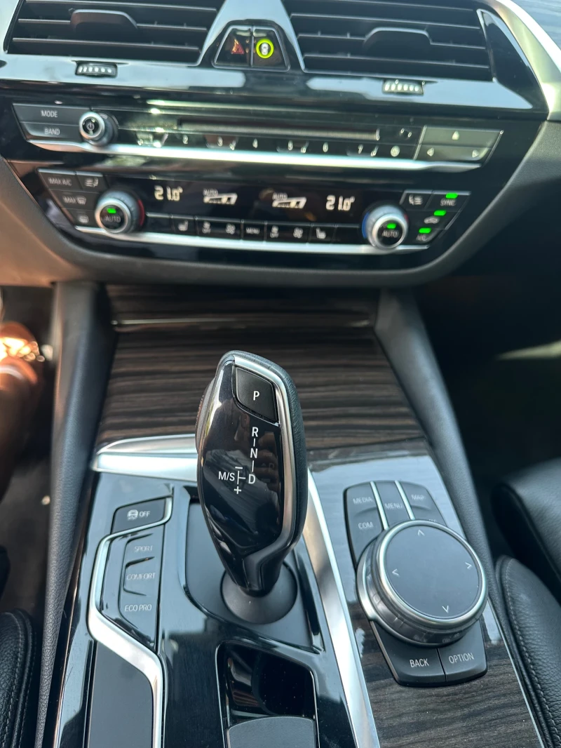BMW 540 RWD/Harman/HeadUp, снимка 11 - Автомобили и джипове - 52205272