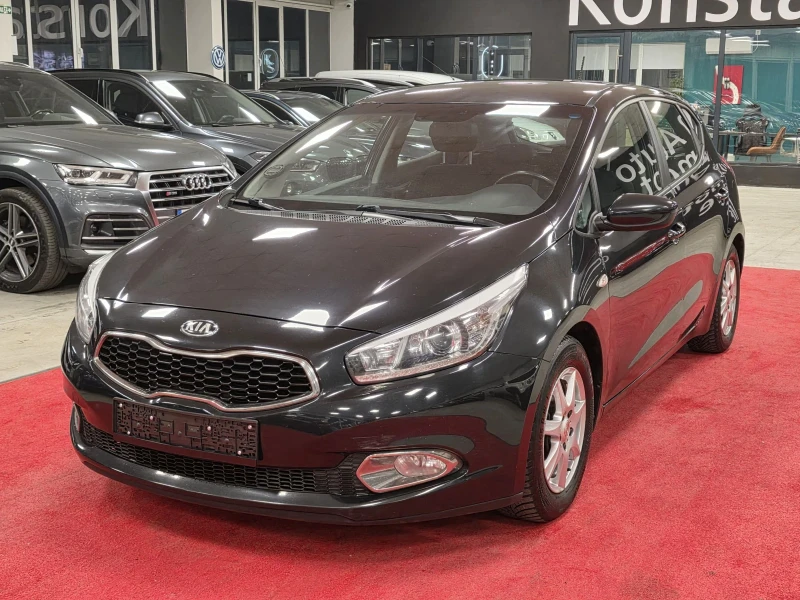 Kia Ceed Limited | 1.4 бензин | 6ск | Топ състояние , снимка 6 - Автомобили и джипове - 51938057