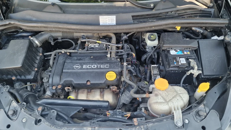 Opel Corsa, снимка 13 - Автомобили и джипове - 53034714