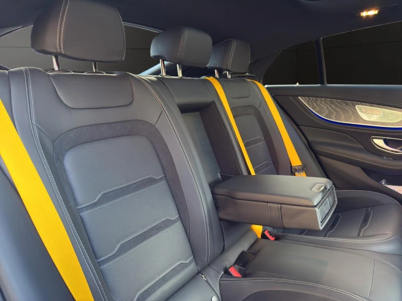 Mercedes-Benz AMG GT 53/4-MATIC/NIGHT/PANO/BURM/360/, снимка 16 - Автомобили и джипове - 52838933