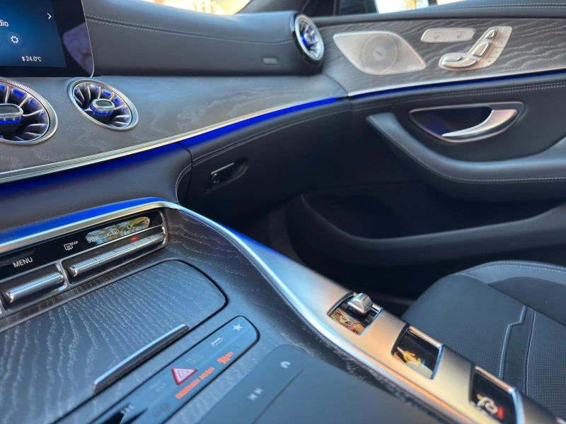 Mercedes-Benz AMG GT 53/4-MATIC/NIGHT/PANO/BURM/360/, снимка 14 - Автомобили и джипове - 52838933
