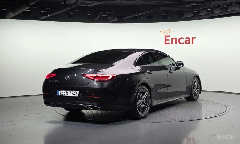 Mercedes-Benz CLS 300, снимка 2 - Автомобили и джипове - 52873075
