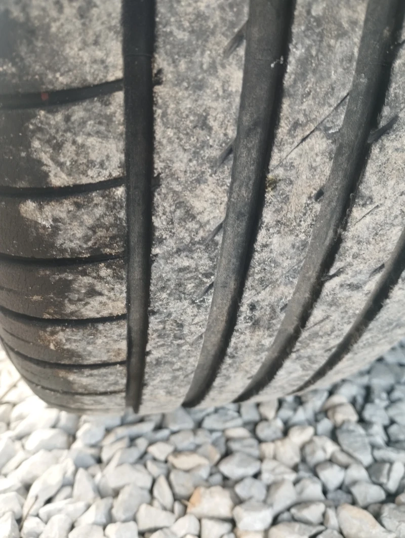 Toyota Auris 1.4-D4D, снимка 6 - Автомобили и джипове - 52958762