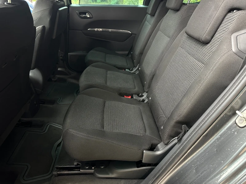 Peugeot 5008 1.6 I * 7 места , снимка 9 - Автомобили и джипове - 53148615