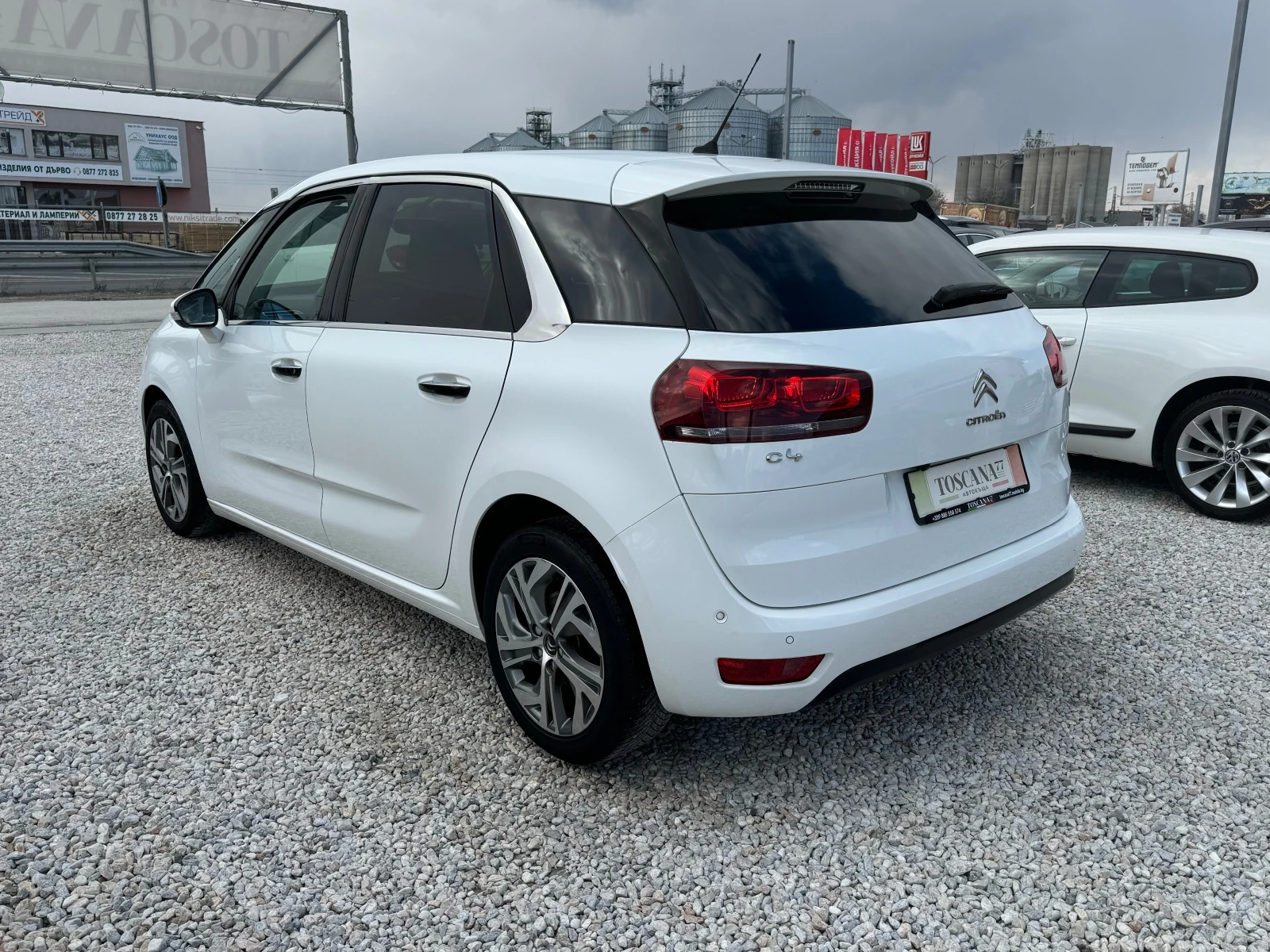 Citroen C4 Picasso 1.6e-hdi* Keyless go* Navi* Euro 5b* Лизинг - изображение 3