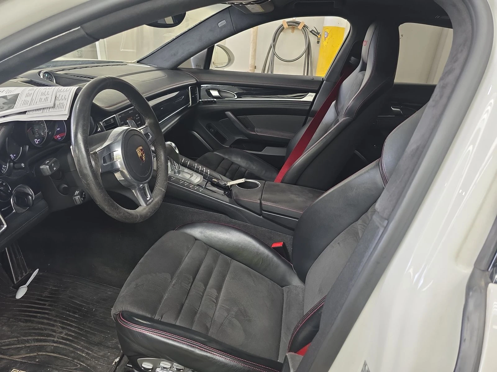 Porsche Panamera GTS* 4.8* BURMASTER* LANE ASSIST* DISTRO* АЛКАНТАР - изображение 10