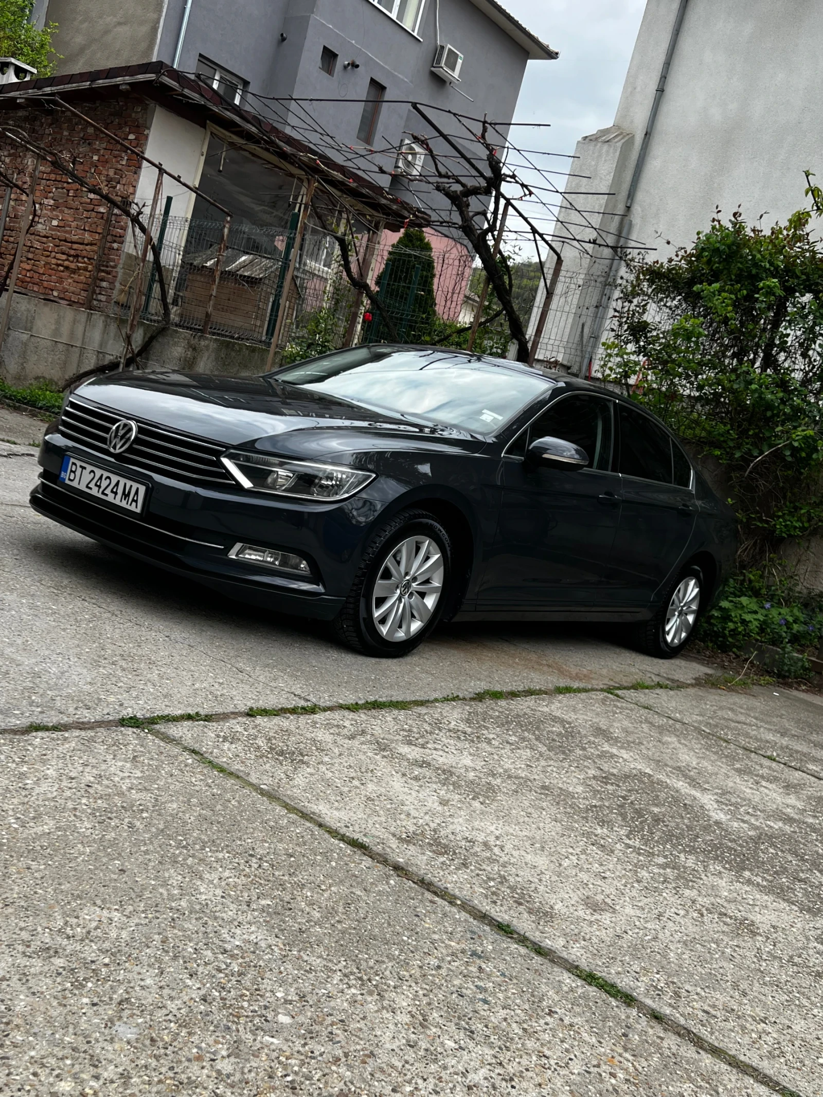 VW Passat B8 - изображение 2