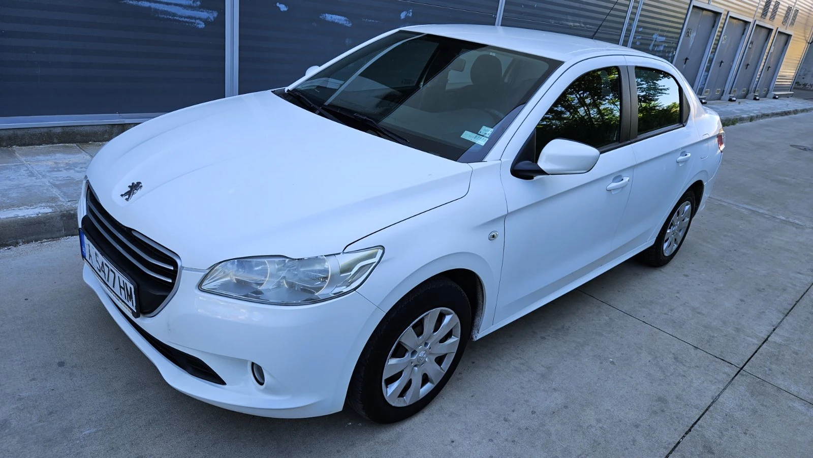 Peugeot 301 1.2 - изображение 8