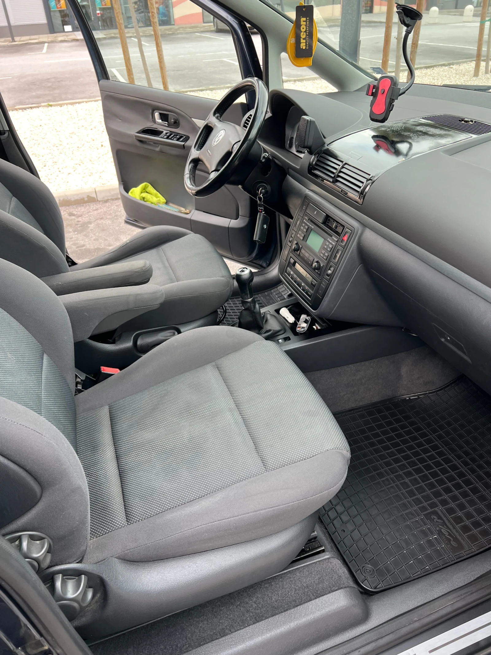VW Sharan  - изображение 9