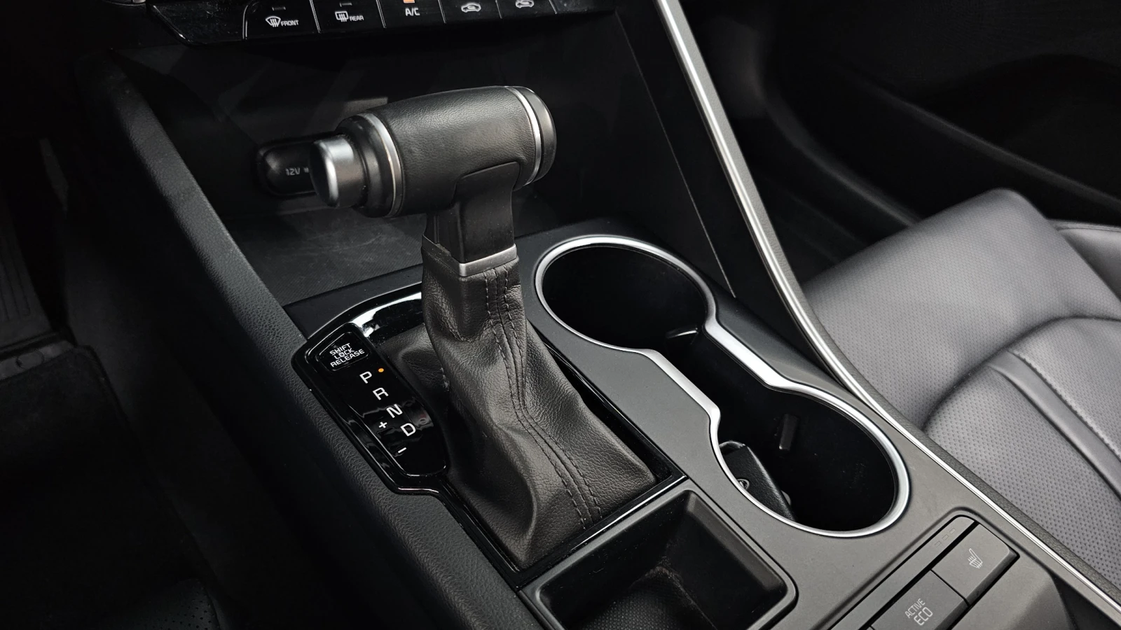 Kia K5 2.0LPI STANDARD  - изображение 9