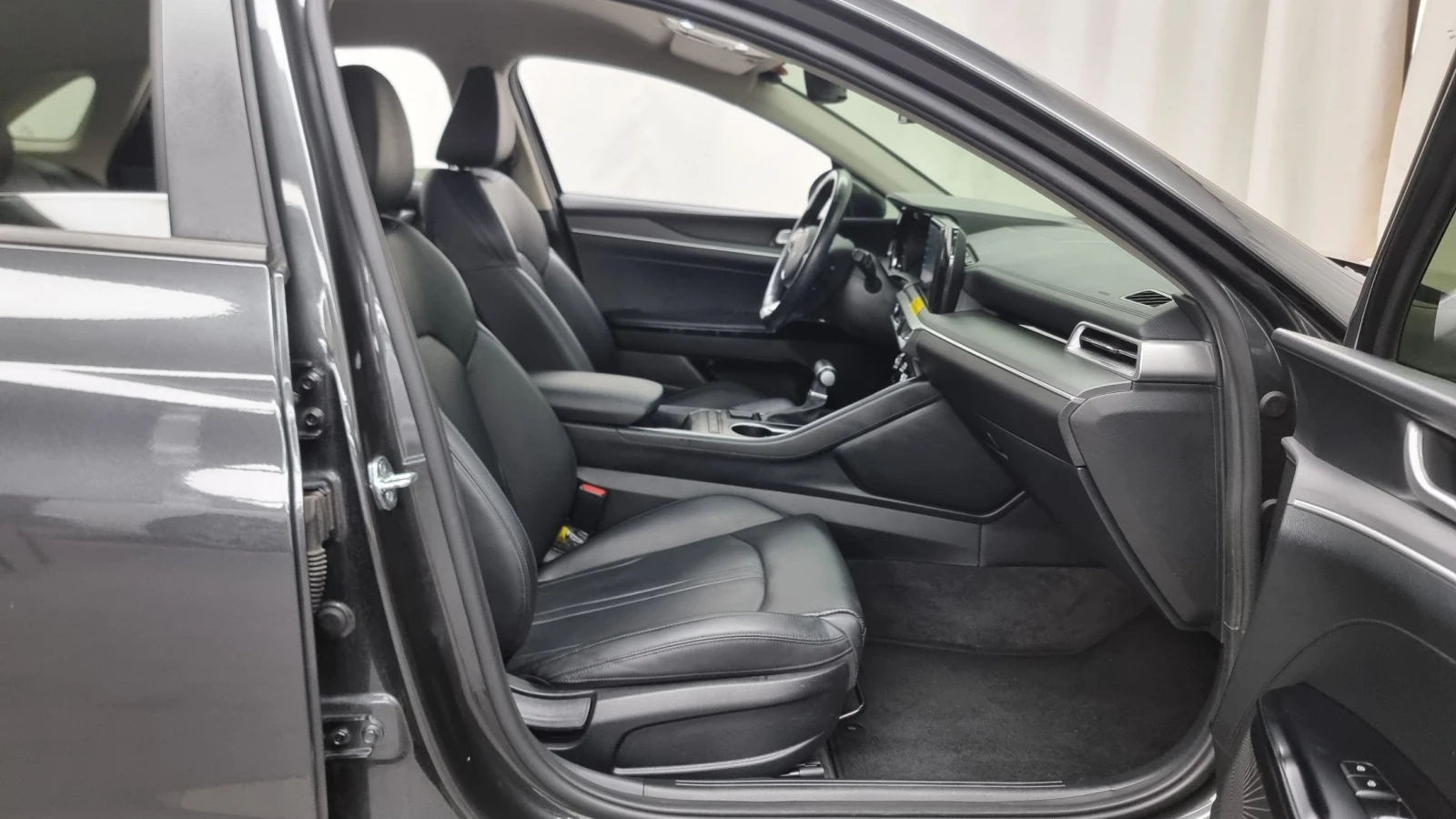 Kia K5 2.0LPI STANDARD  | Mobile.bg   11