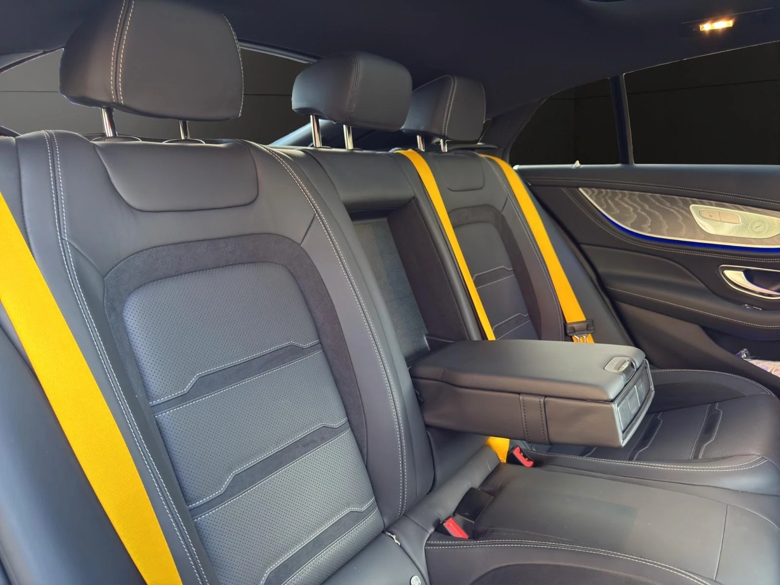 Mercedes-Benz AMG GT 53/4-MATIC/NIGHT/PANO/BURM/360/ | Mobile.bg � ����������� 16