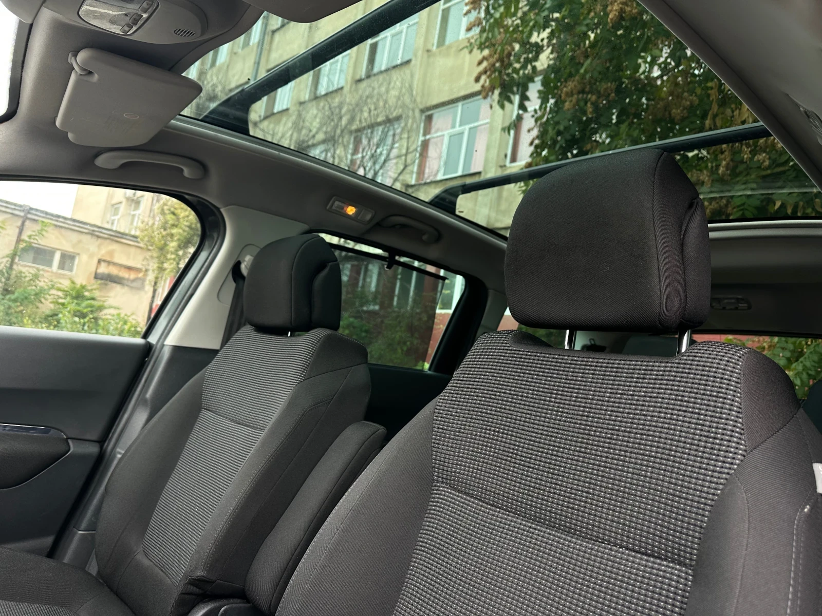 Peugeot 5008 1.6 I * 7 �����  | Mobile.bg � ����������� 14