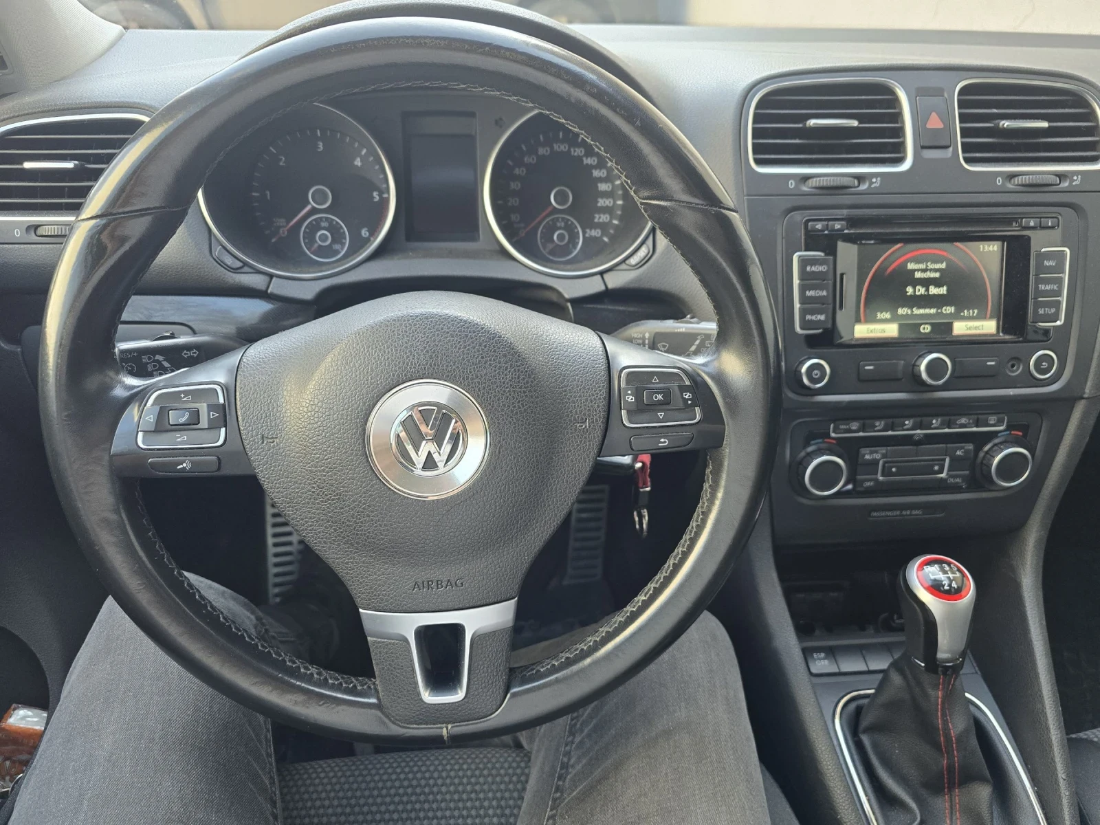 VW Golf 2.0tdi 110к.с., снимка 7 - Автомобили и джипове - 53846337