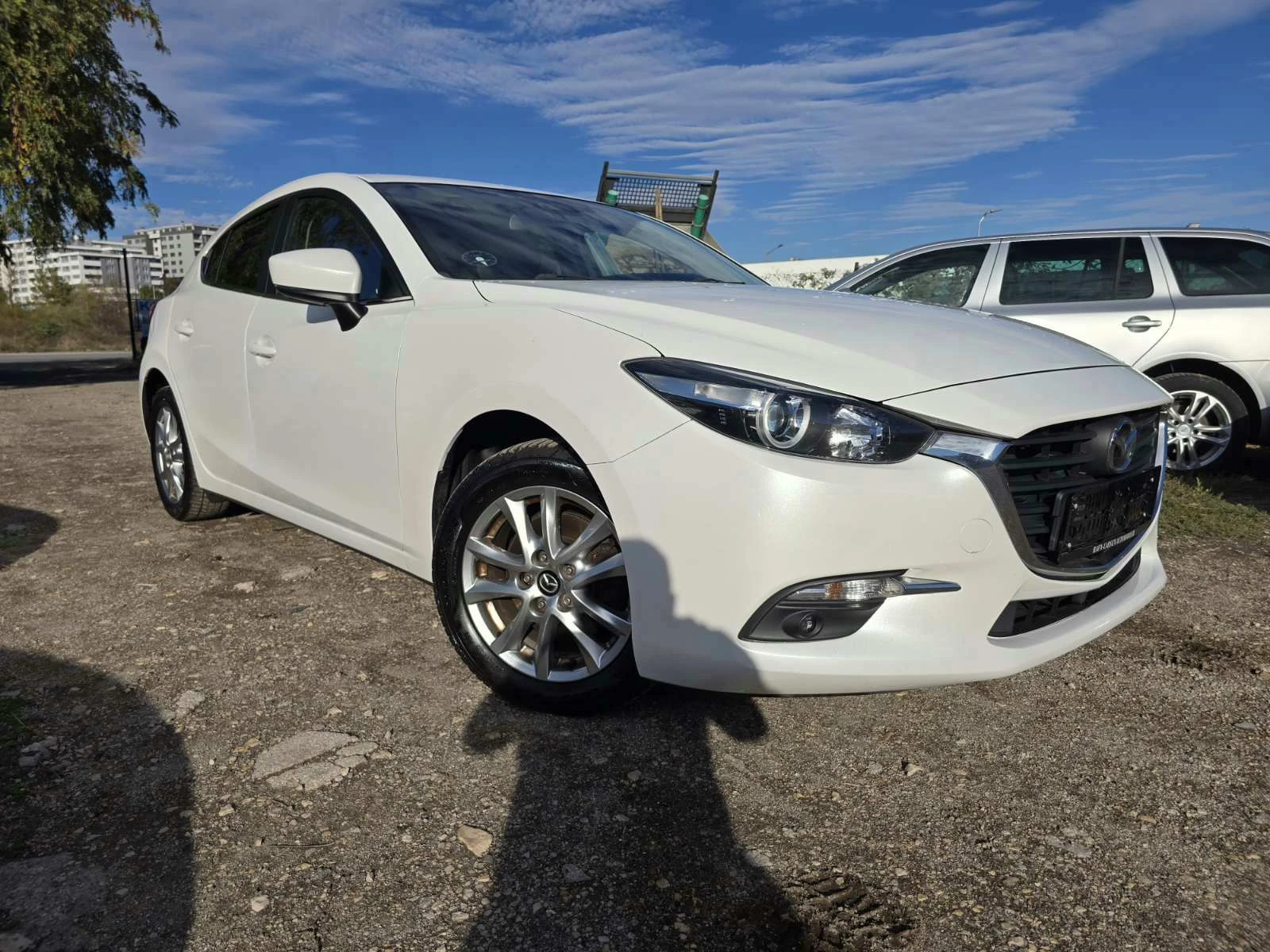 Mazda 3 КАТО НОВ/ФУЛ ЕКСТРИ/2.0i/SKYACTIV, снимка 4 - Автомобили и джипове - 53858872