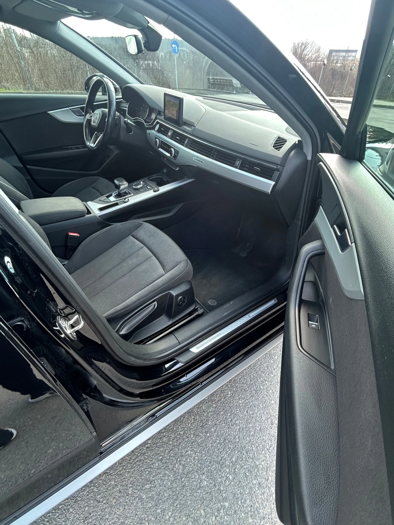 Audi A4 Allroad 2.0 TDI, снимка 9 - Автомобили и джипове - 53866452