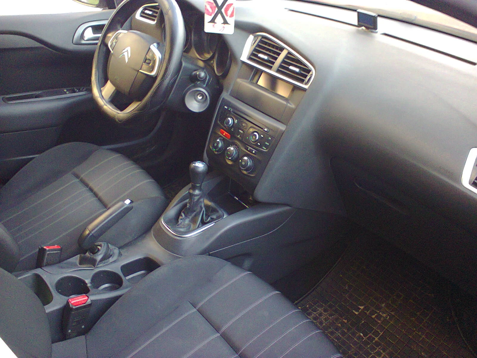 Citroen C4 1.4 i - EURO 5, снимка 11 - Автомобили и джипове - 54020612