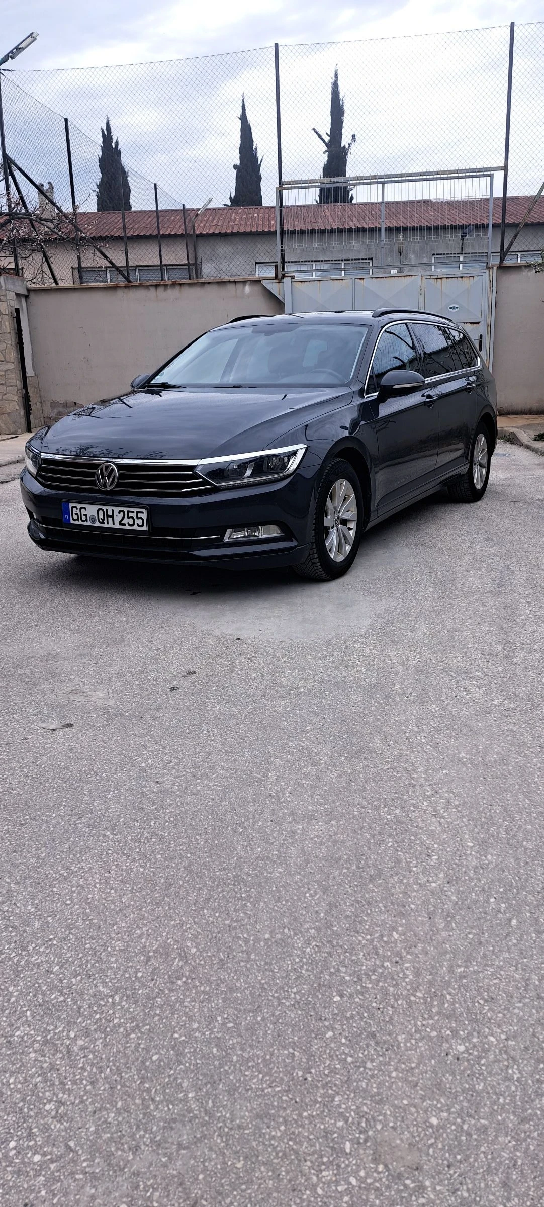 VW Passat 2.0TDI, снимка 3 - Автомобили и джипове - 54068653