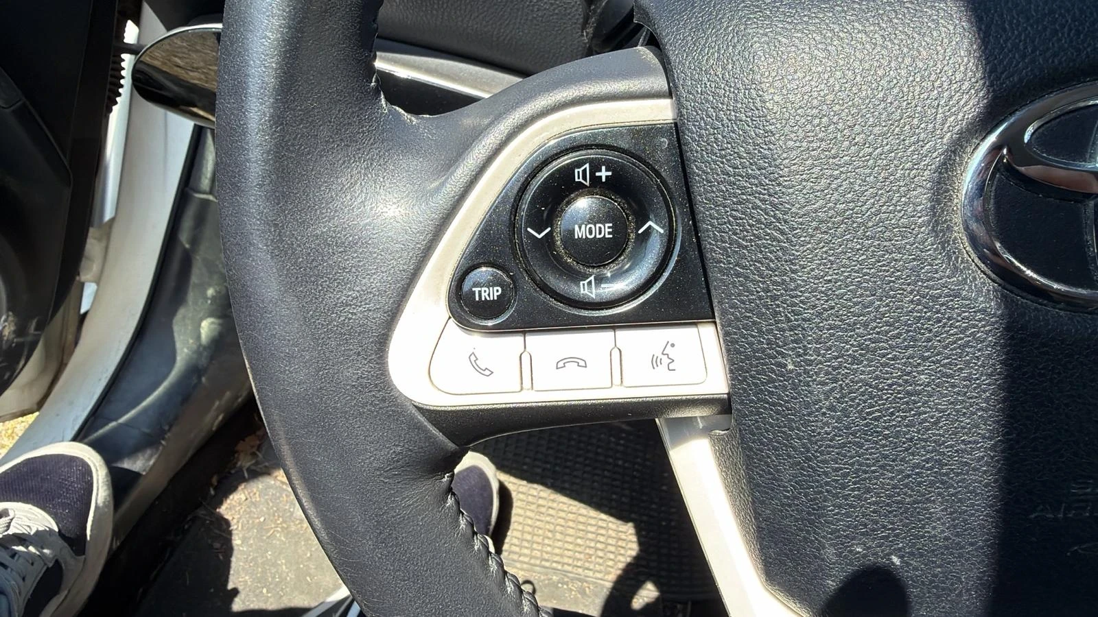 Toyota Prius 153700км* 1.8 HYBRID 122hp* КАМЕРА* ЛЕД* , снимка 2 - Автомобили и джипове - 54140906