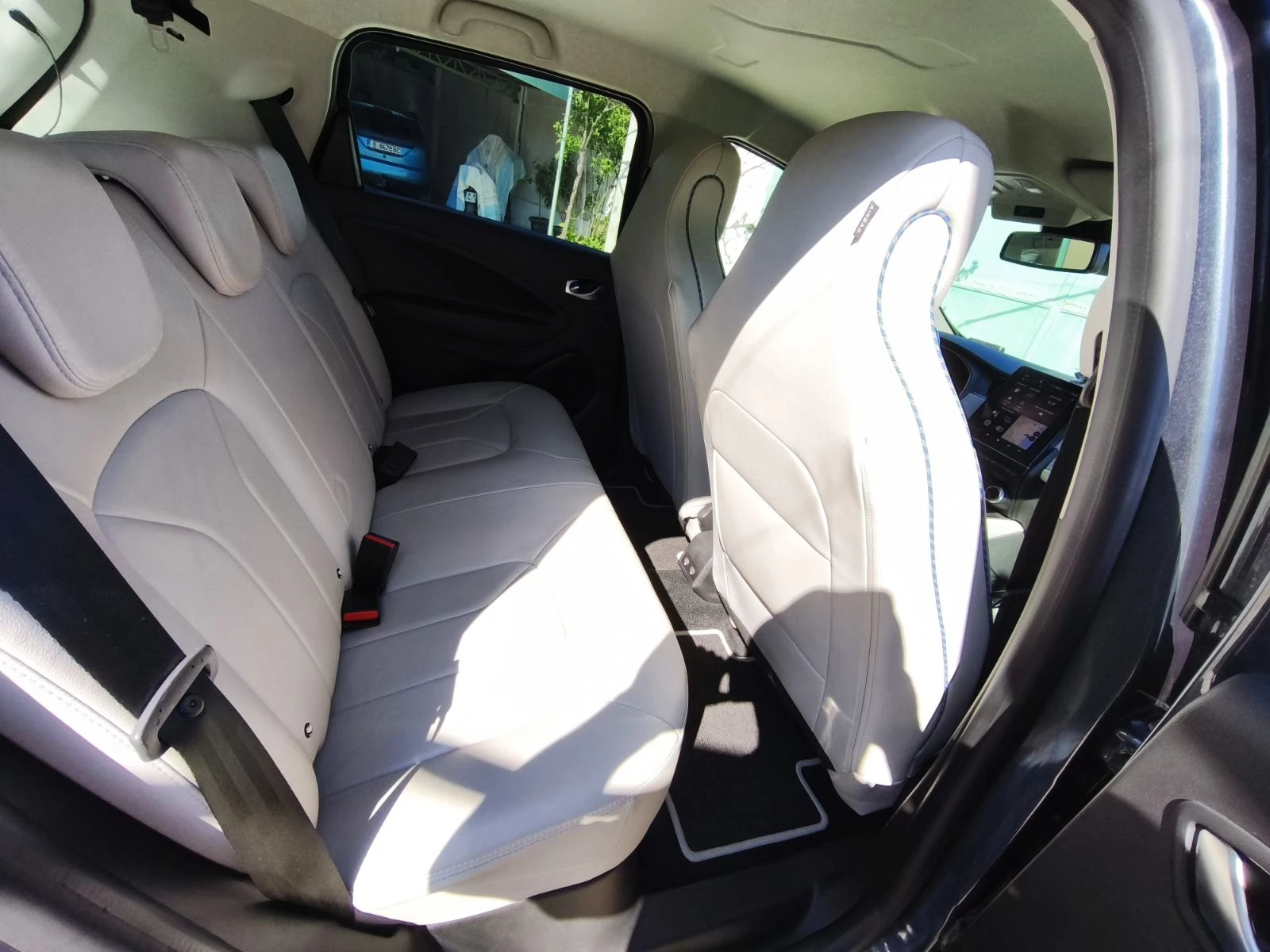 Renault Zoe GT-Line/52kW/ CCS Port, снимка 10 - Автомобили и джипове - 54460044