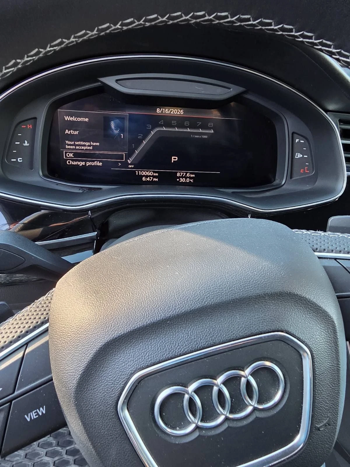 Audi Q8 3.0 TFSI, 340 к.с., снимка 11 - Автомобили и джипове - 54592204