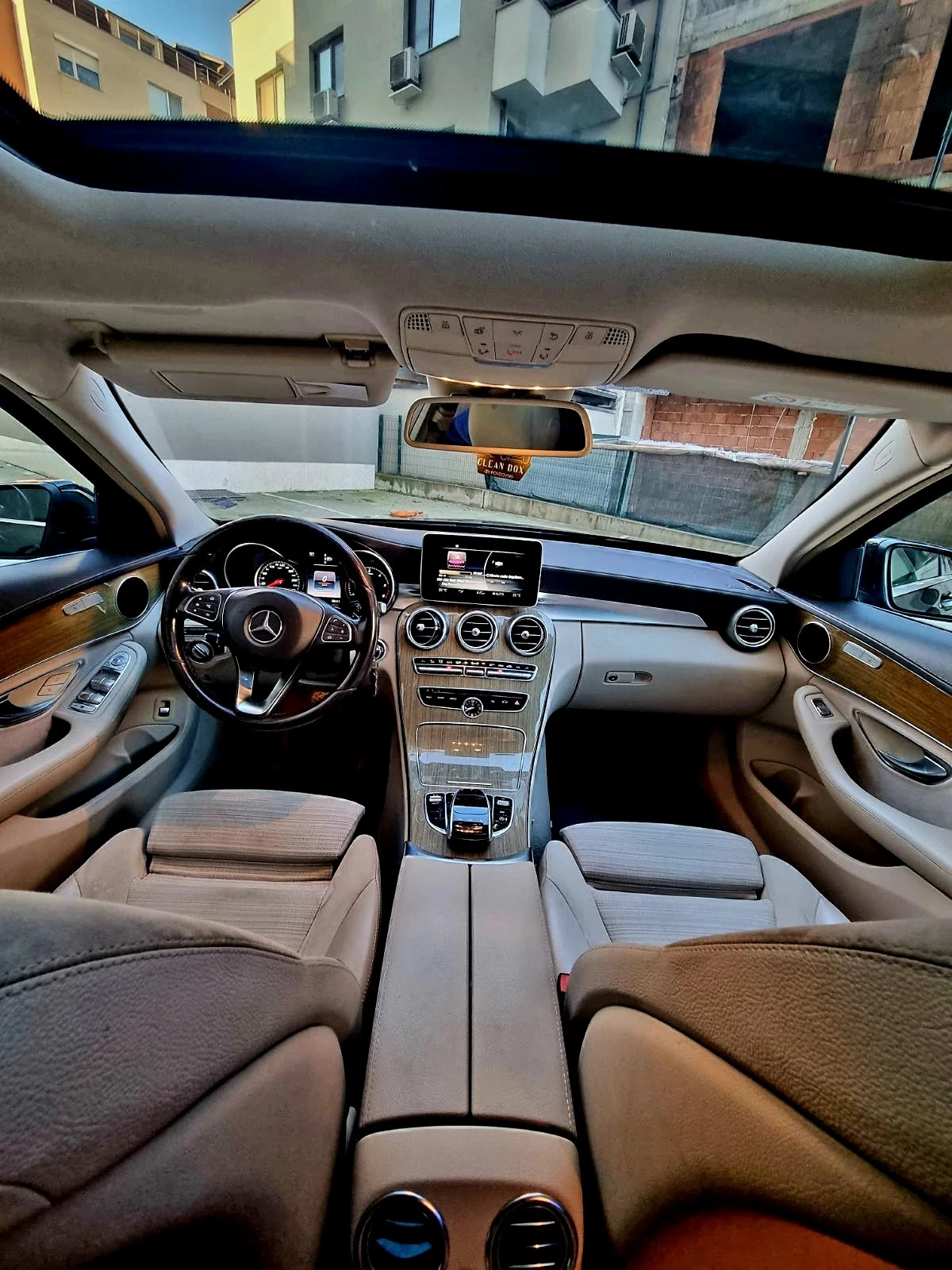 Mercedes-Benz C 220, снимка 5 - Автомобили и джипове - 54654438