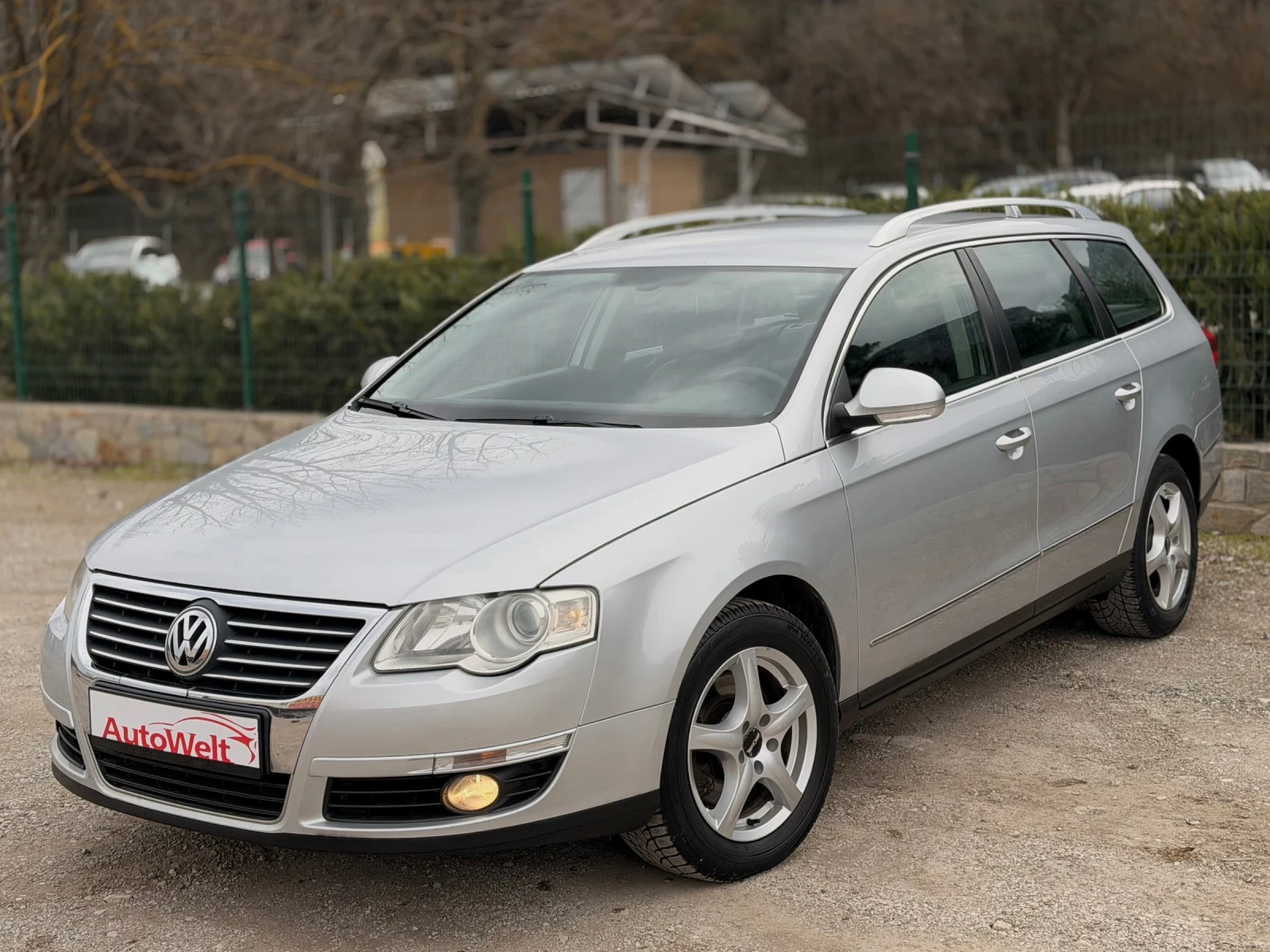 VW Passat 1.9 TDI Highline, снимка 3 - Автомобили и джипове - 54822711