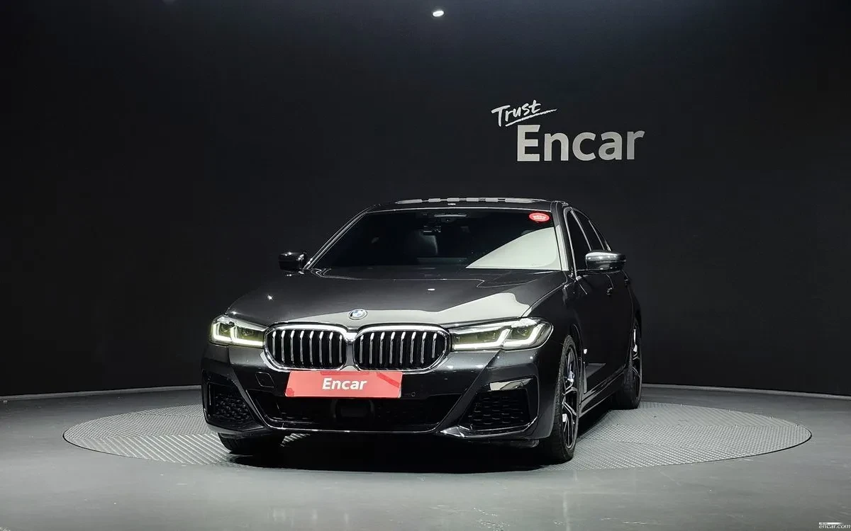 BMW 530 M Sport| DIGITAL COCKPIT| HARMAN KARDON| 3 КЛЮЧА| , снимка 3 - Автомобили и джипове - 54951175