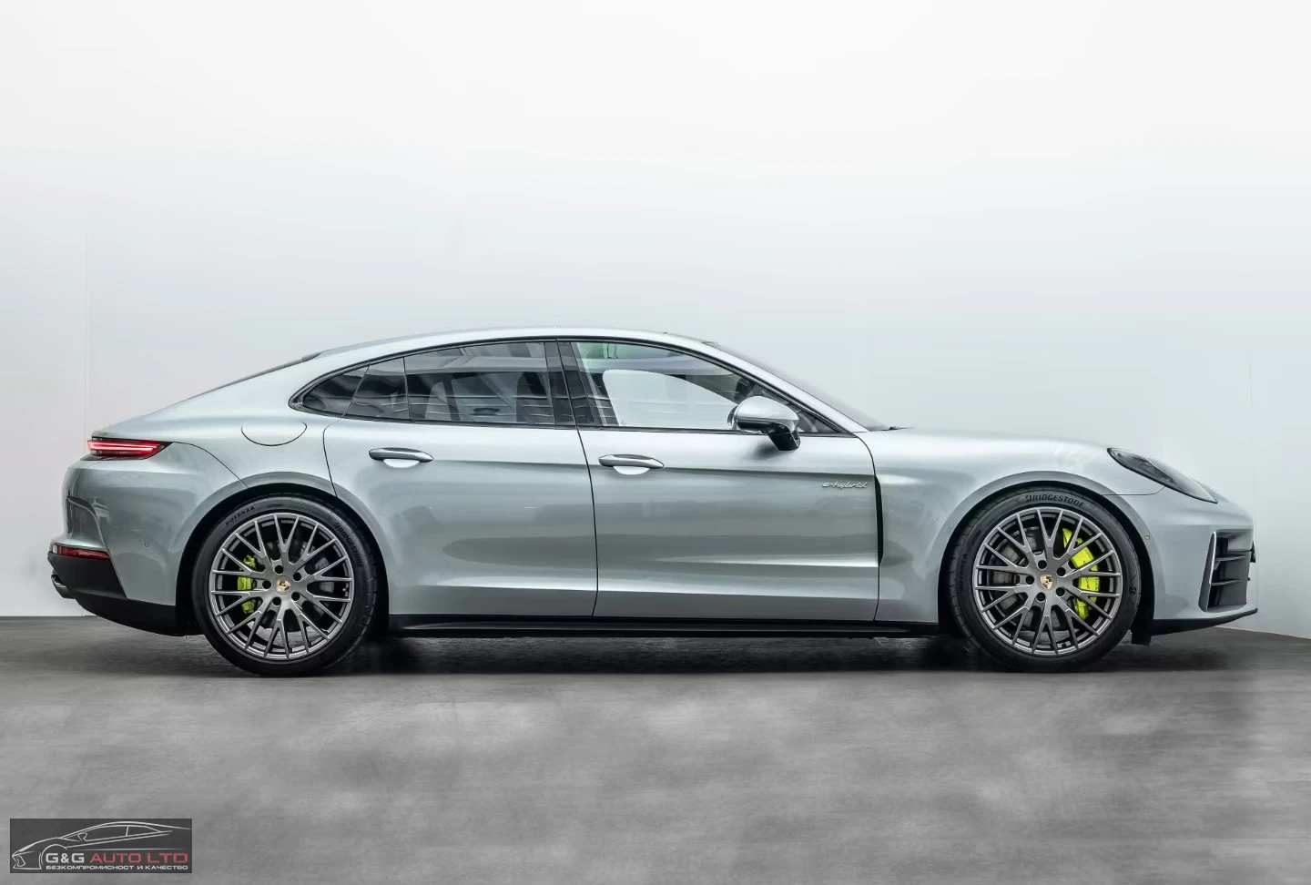 Porsche Panamera 4/E-HYBRID/470HP/MATRIX/PANO/360/CHRONO/HUD/544z, снимка 8 - Автомобили и джипове - 55172826