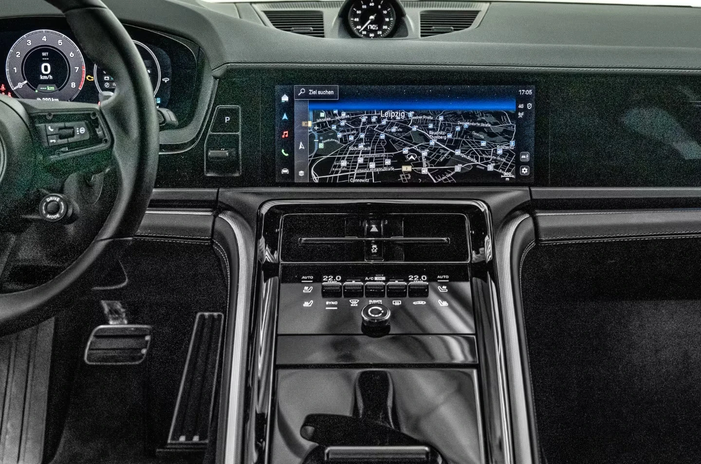 Porsche Panamera 4/E-HYBRID/470HP/MATRIX/PANO/360/CHRONO/HUD/544z, снимка 13 - Автомобили и джипове - 55172826