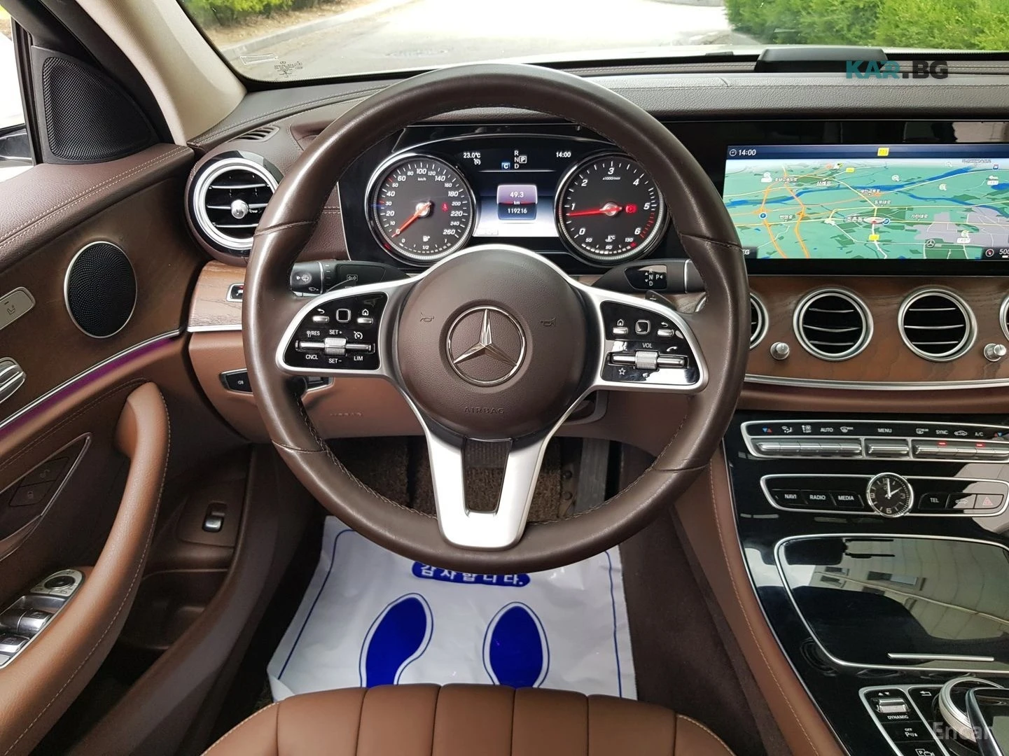 Mercedes-Benz E 220 D 4MATIC EXCLUSIVE Автокредит Цена до България, снимка 6 - Автомобили и джипове - 55189458