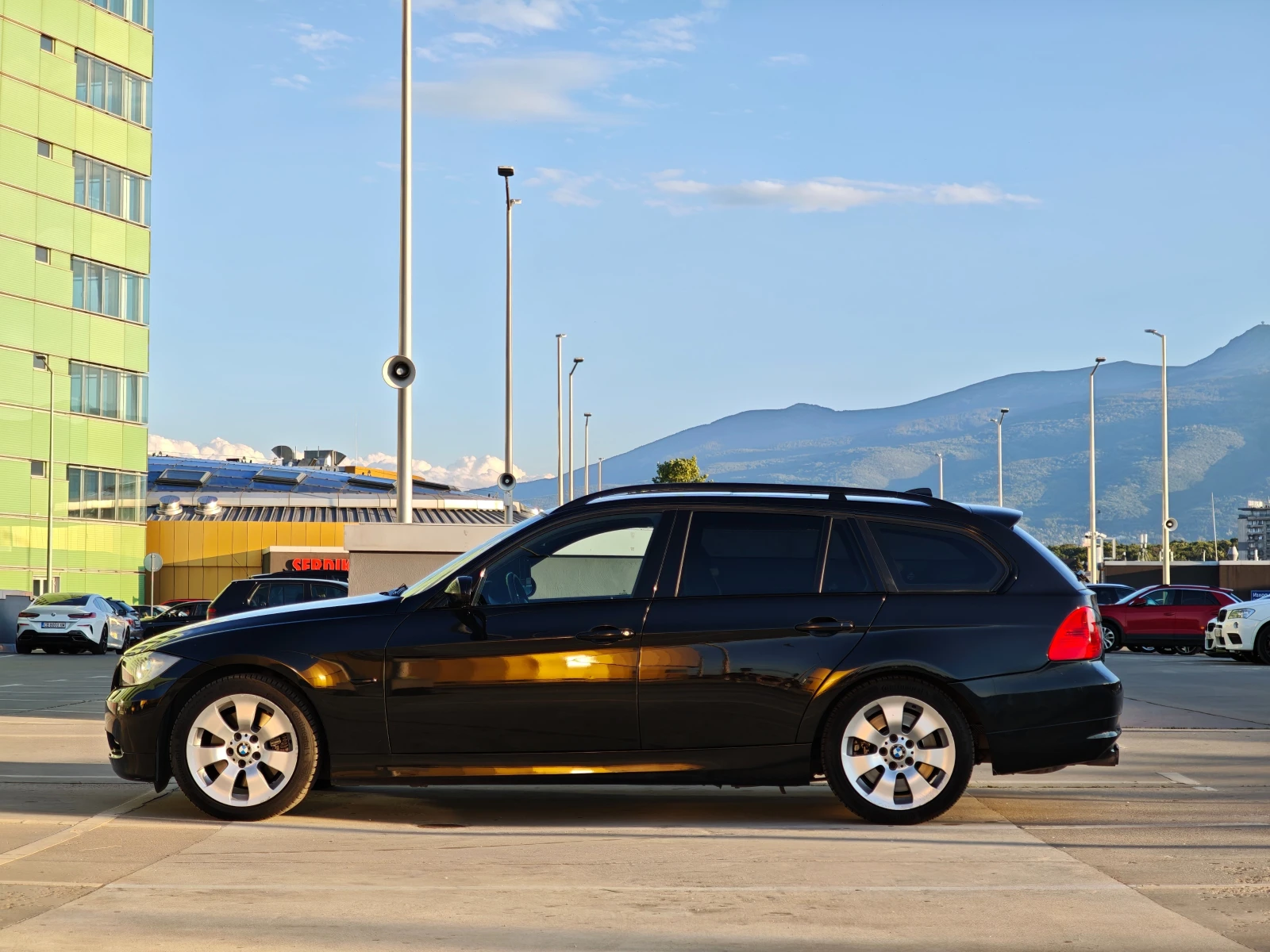 BMW 330 xi, SWISS, PANORAMA, SPORT PACKAGE, снимка 6 - Автомобили и джипове - 55235186