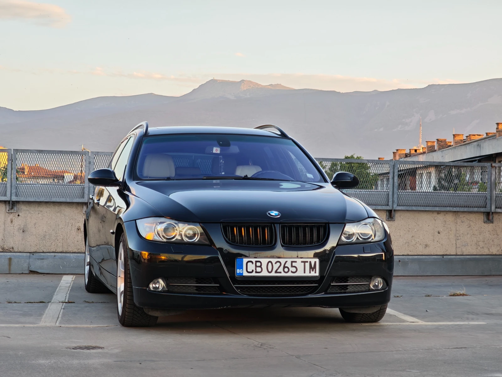 BMW 330 SWISS, PANORAMA, SPORT PACKAGE