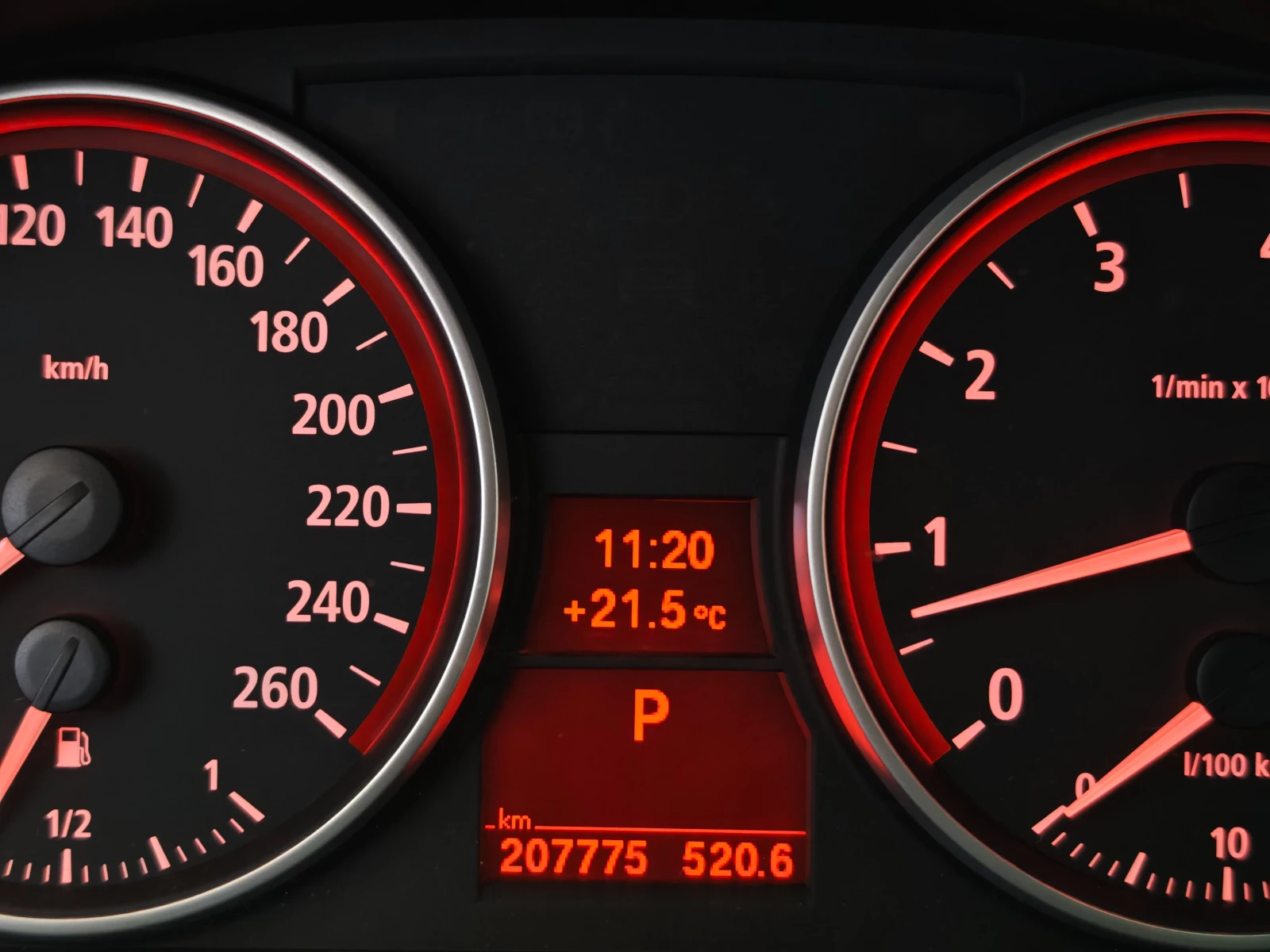 BMW 330 xi, SWISS, PANORAMA, SPORT PACKAGE, снимка 8 - Автомобили и джипове - 55235186