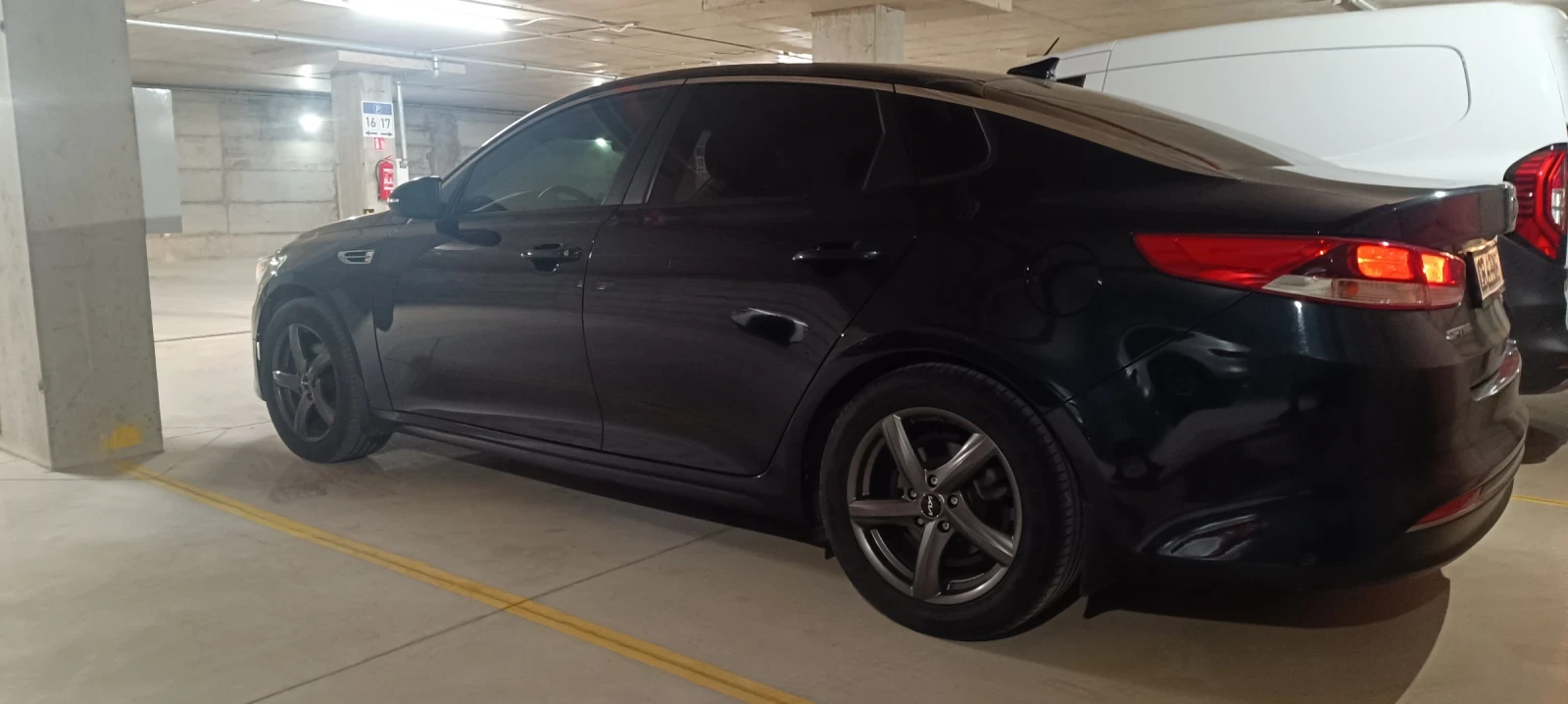 Kia Optima 1.7, снимка 5 - Автомобили и джипове - 55729052