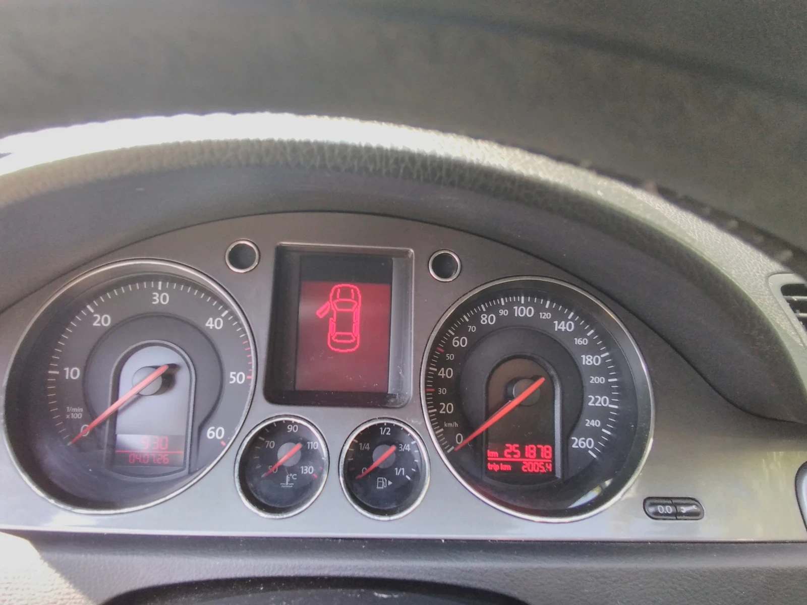 VW Passat, снимка 2 - Автомобили и джипове - 55307657