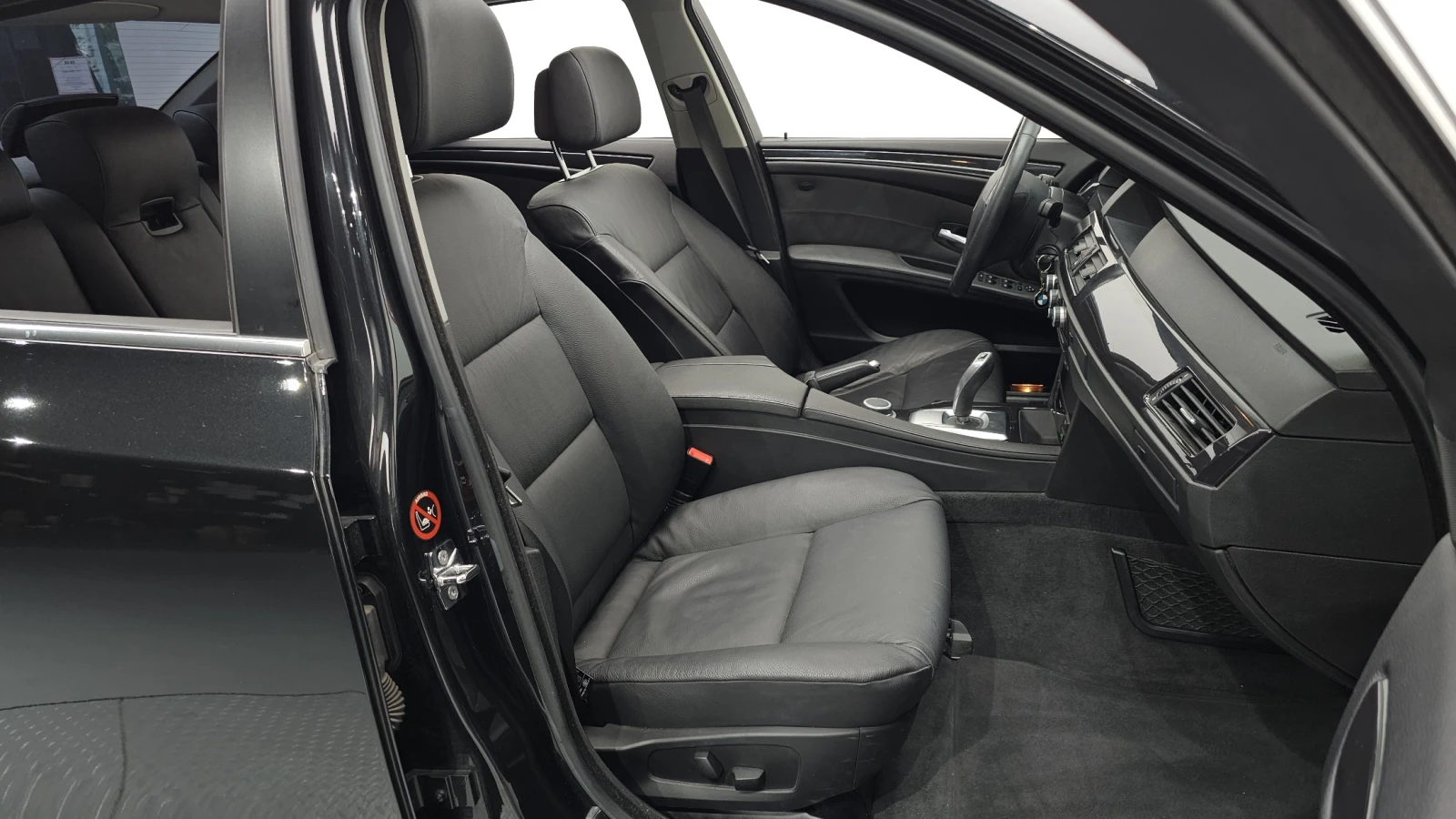 BMW 520 ЛЮК* КРАЙНА ЦЕНА, снимка 10 - Автомобили и джипове - 55496054