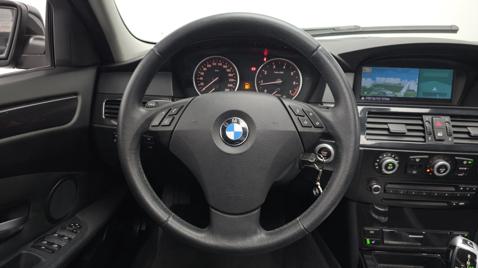BMW 520 ЛЮК* КРАЙНА ЦЕНА, снимка 13 - Автомобили и джипове - 55496054