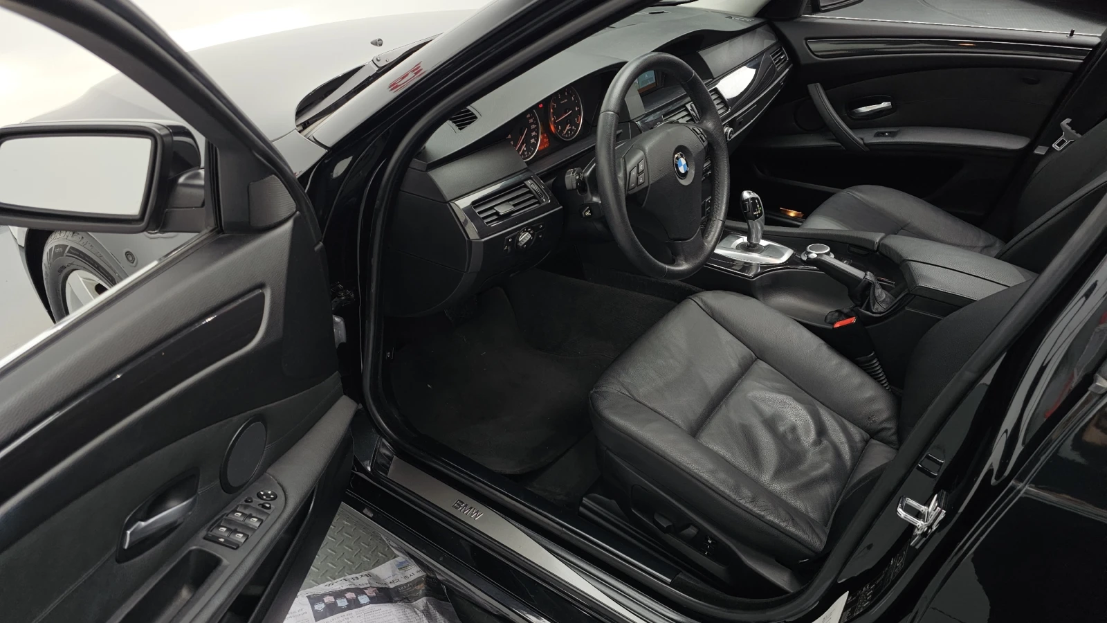 BMW 520 ЛЮК* КРАЙНА ЦЕНА, снимка 11 - Автомобили и джипове - 55496054